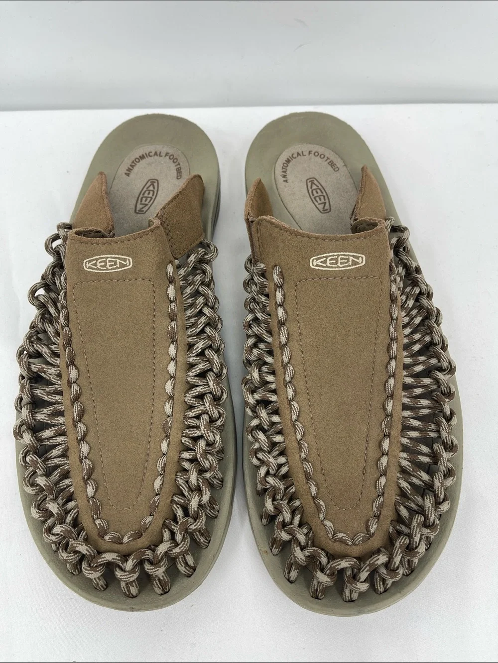 KEEN Men's Tan UNEEK-Style Slip-On SLIDE Sandals SIZE 9